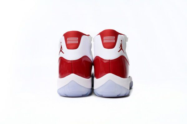 Air Jordan 11 High-13 - Imagen 2