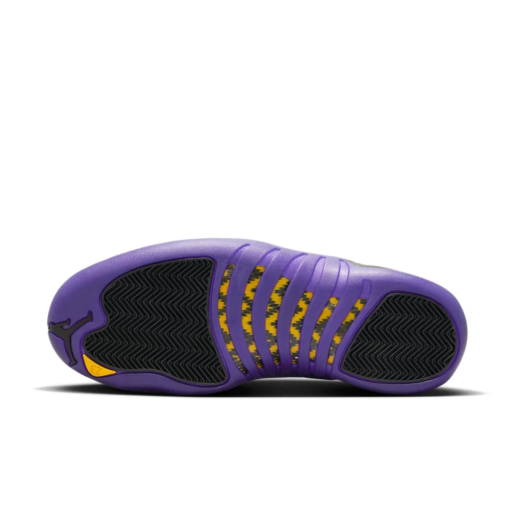 Air Jordan 12 Retro 'Field Purple' (foto 3)