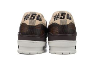 Trainer-07