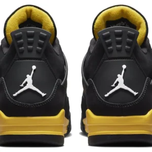Air Jordan 4 Retro ‘Thunder’
