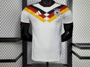 Alemania 1º Equipación Jugador 26