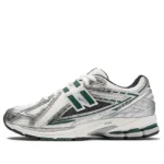 1906 'Silver Green White'
