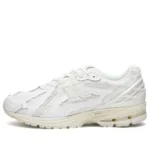 1906R 'Protection Pack White'