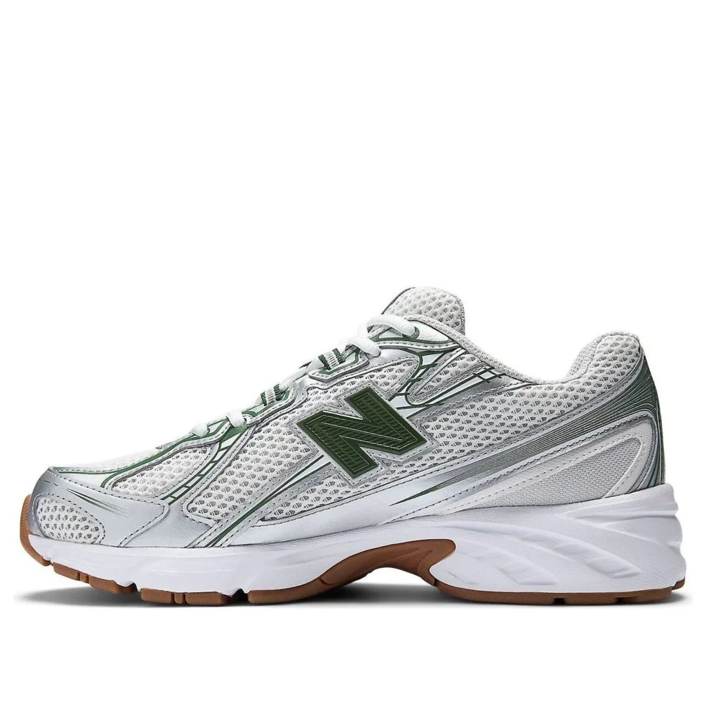 740 'Grey Matter Dark Alpine Green'