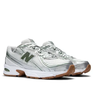 740 ‘Grey Matter Dark Alpine Green’