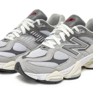 9060 ‘Rain Cloud Grey’