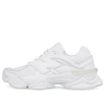 9060 'Triple White'