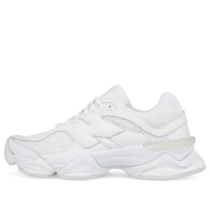 9060 ‘Triple White’