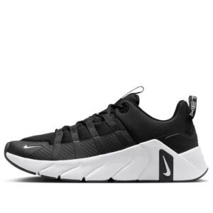 Free Metcon 7 ‘Black White’