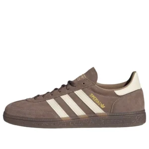 Handball Spezial ‘Earth Strata Wonder White’