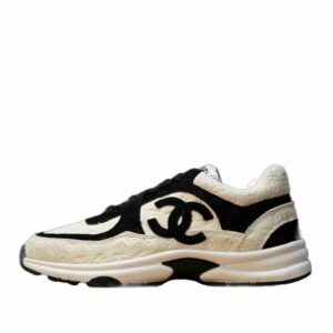 Low-Top Sneaker ‘White & Black Suede’