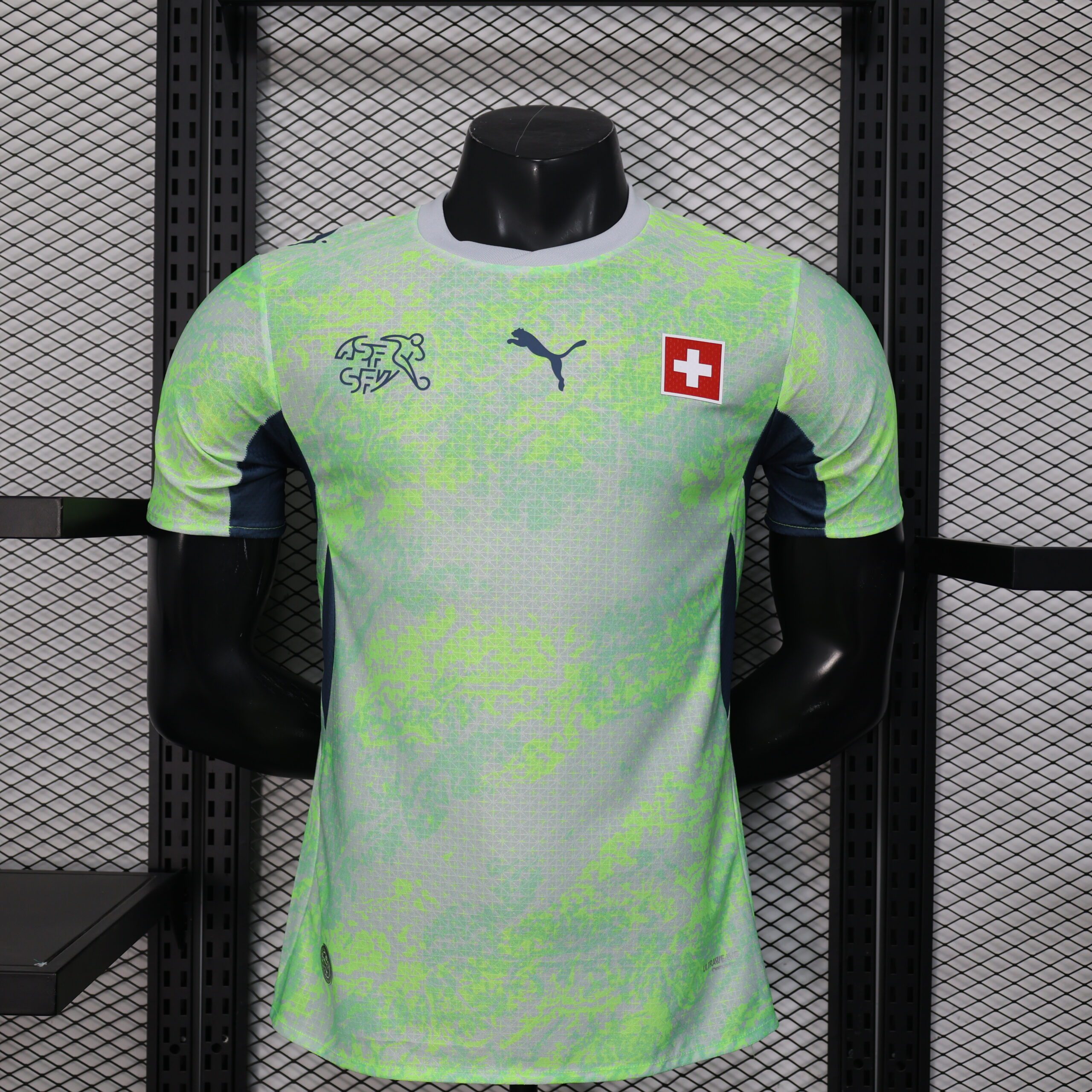 Suiza 2º Equipación Jugador 26