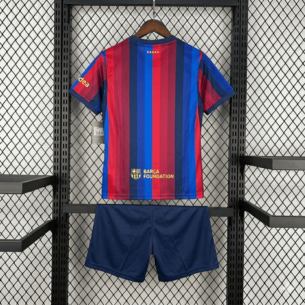 Barcelona 1º Equipación Conjunto Infantil 26/27 - Imagen 2