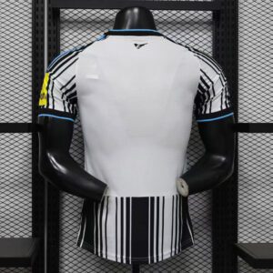 Newcastle United 1º Equipación Jugador 26/27