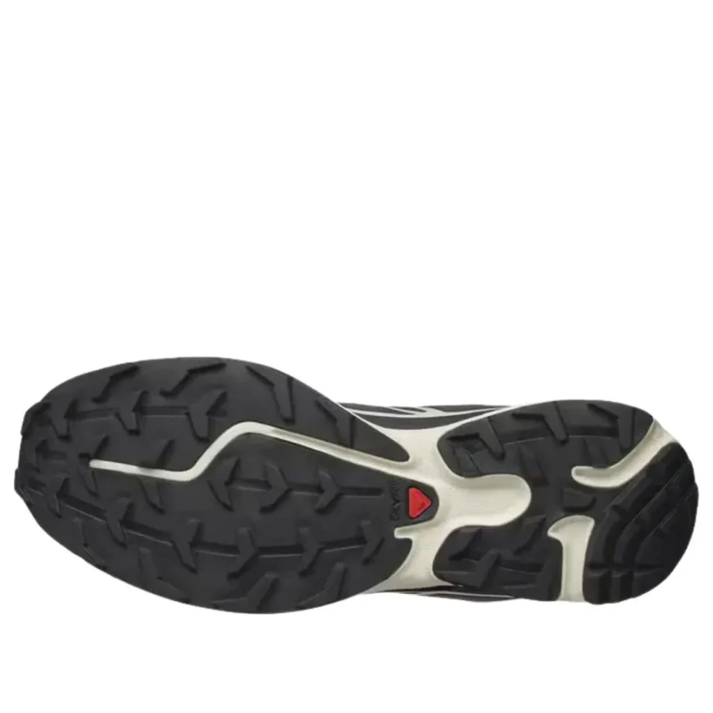 XT-6 'Black Asphalt' (foto 3)